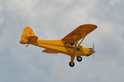 Piper J-3 Cub (215cm)